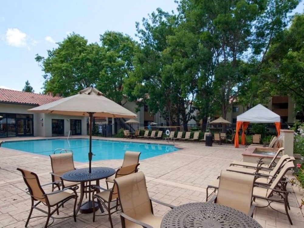 Global Luxury Suites At Downtown Mountain View Luaran gambar
