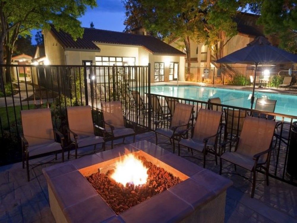 Global Luxury Suites At Downtown Mountain View Luaran gambar