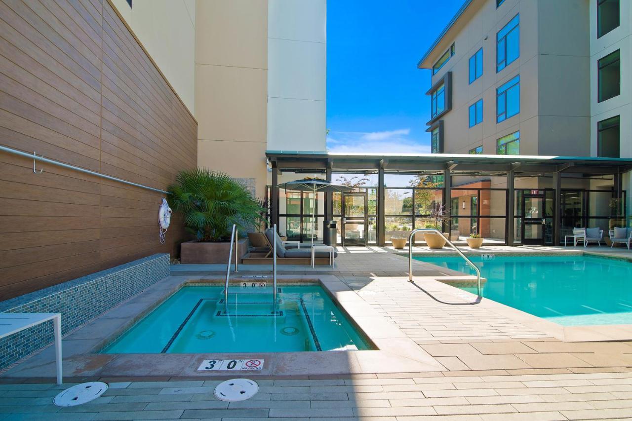 Global Luxury Suites At Downtown Mountain View Luaran gambar
